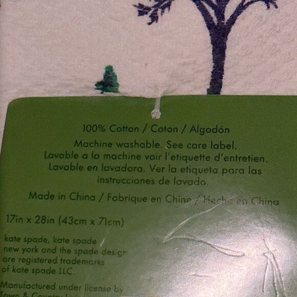 Kate ♠️ Spade Set of Two Holiday Towels! - Picture 4 of 5